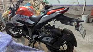 Suzuki Gixxer 2023 Orange