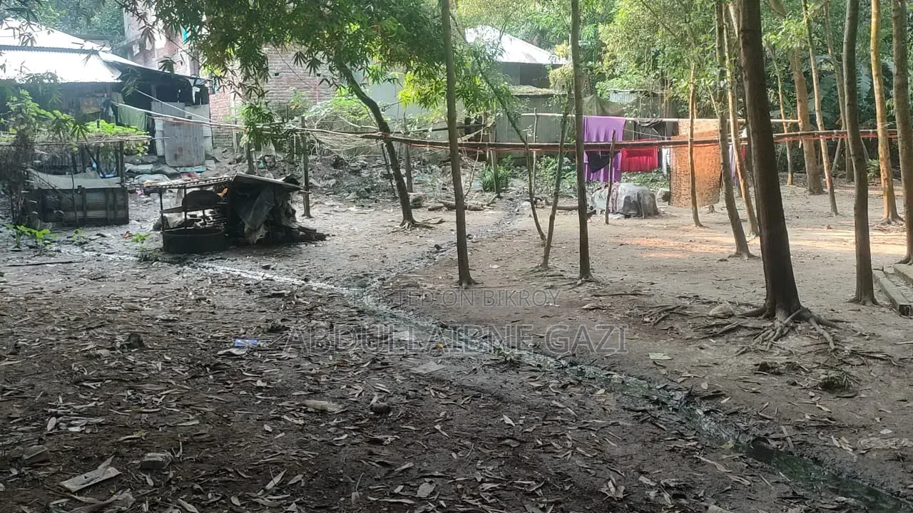 10bdrm House in Palash for sale