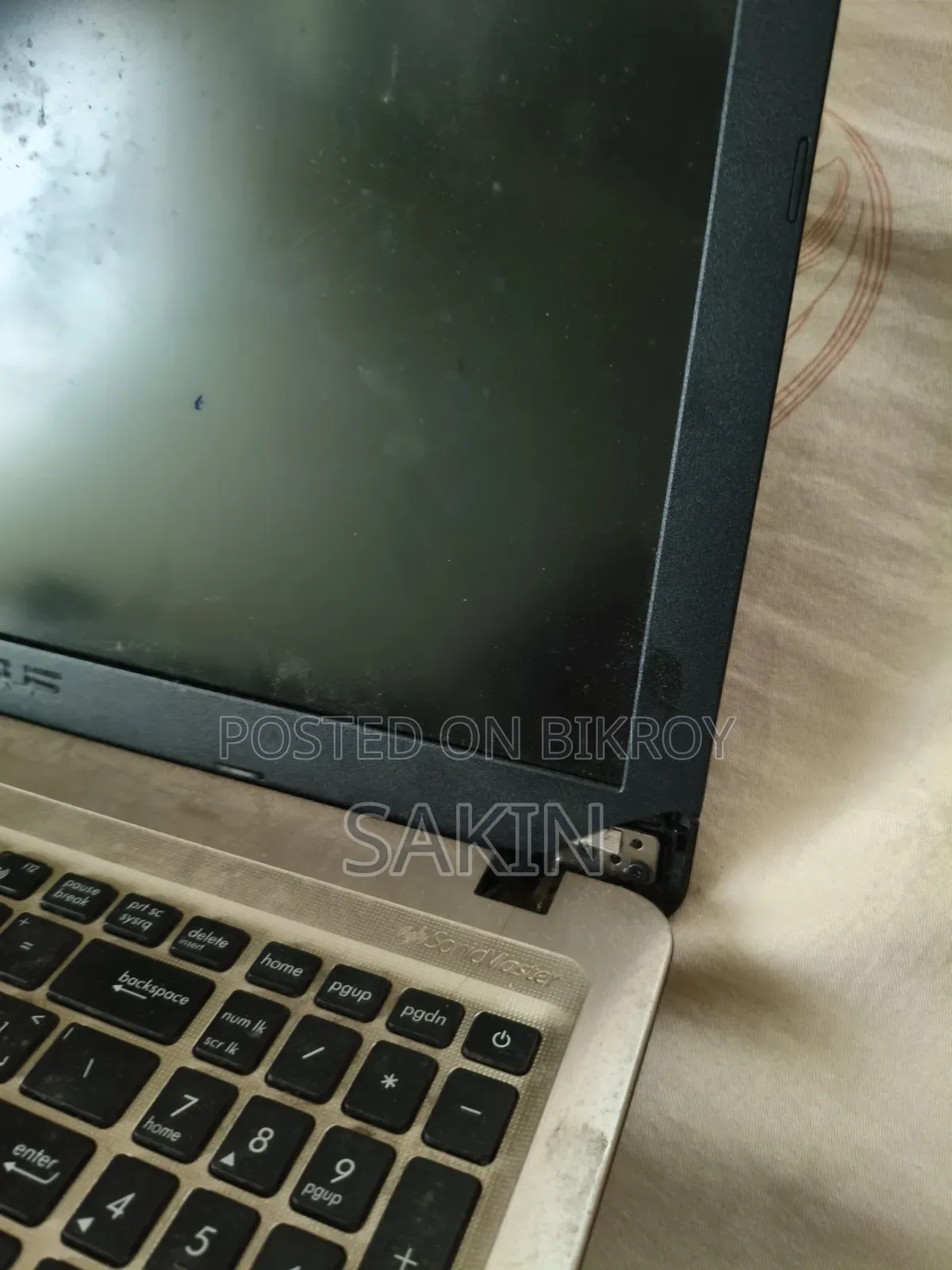 Laptop Asus VivoBook X540SA 4GB Intel Core i3 SSD 128GB