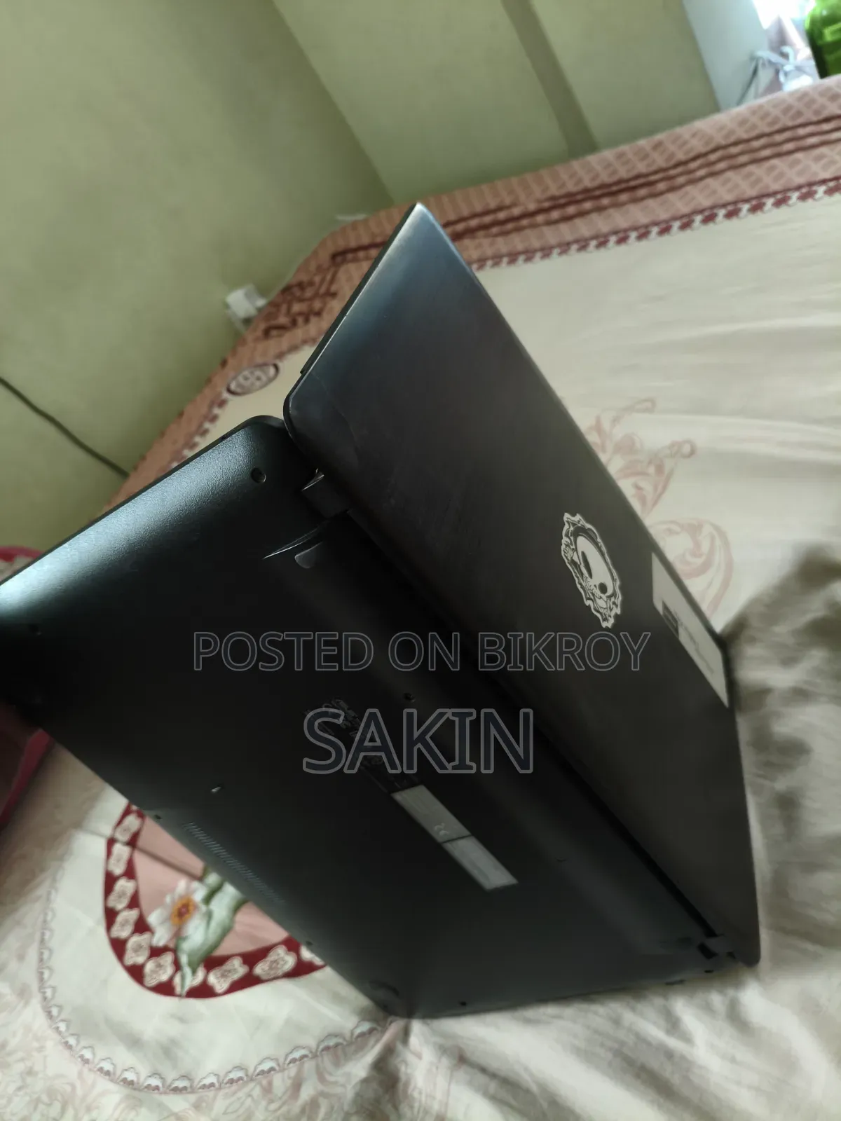Laptop Asus VivoBook X540SA 4GB Intel Core i3 SSD 128GB