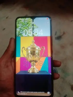 Vivo Y18 128 GB