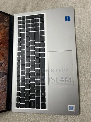 New Laptop Dell Inspiron 15 3530 16GB Intel Core i5 SSD 512GB
