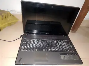 Laptop Acer Aspire 5741 4GB Intel Core i5 HDD 500GB