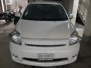 Toyota Raum 1.5 FWD 2009 Pearl