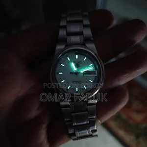 Vintage Seiko 5 Automatic Watch (21 Jewels) UNISEX