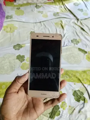 Huawei Y6 16 GB