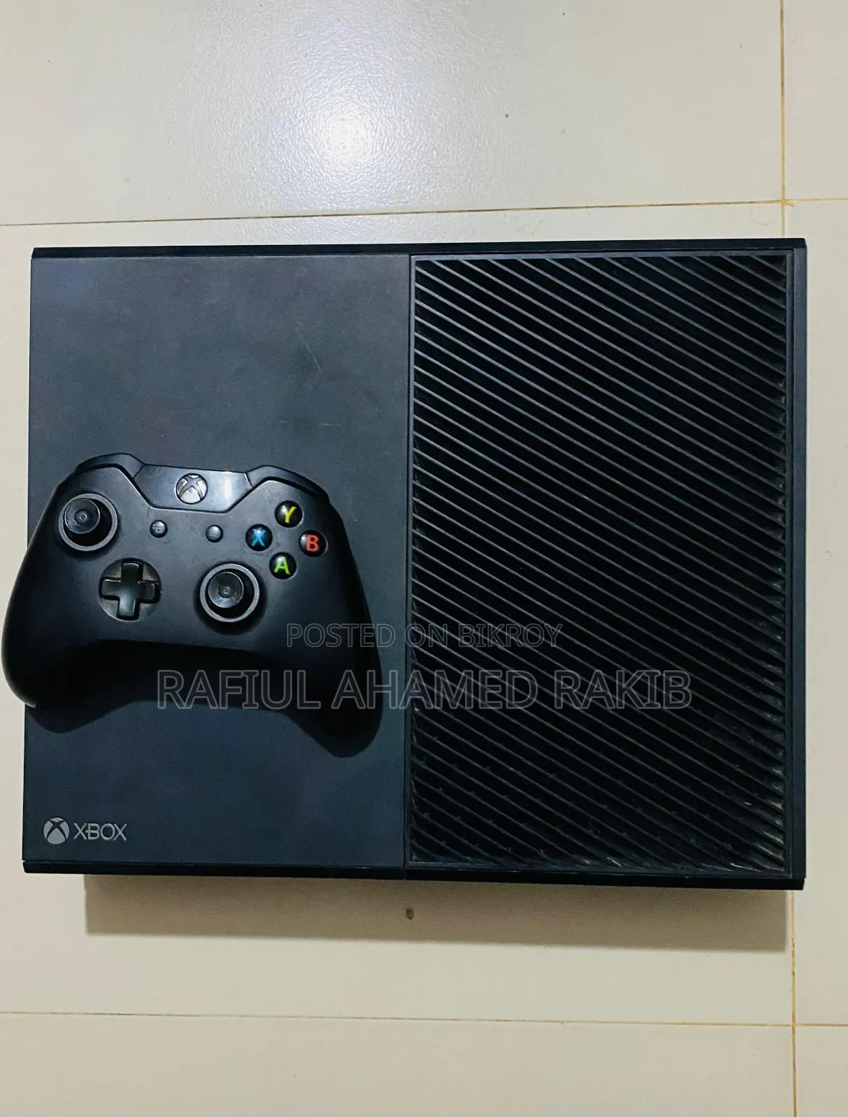 Xbox One +Controller
