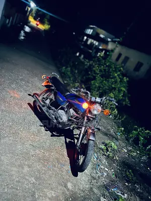 Yamaha 2000 Silver