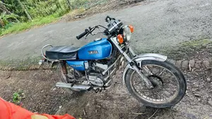 Yamaha 2000 Silver