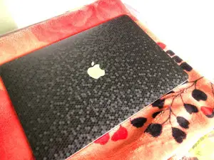 Laptop Apple MacBook 2018 8GB Intel Core i5 SSD 256GB
