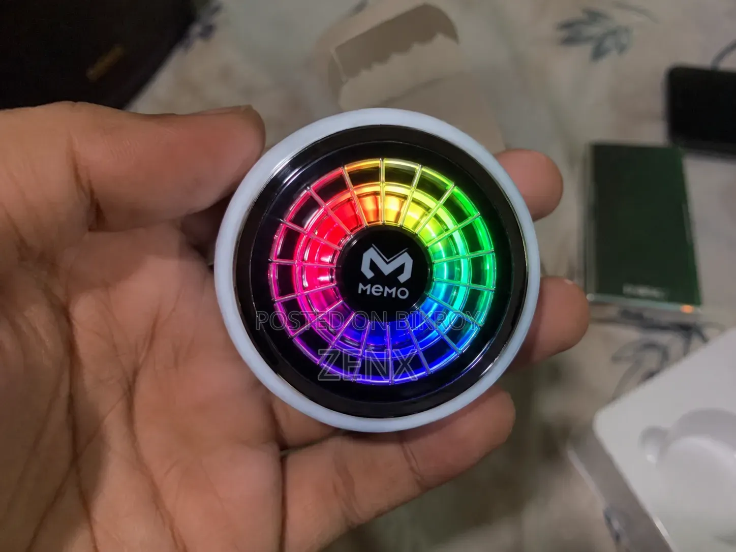 MEMO CX20 RGB Magnetic Phone Cooler