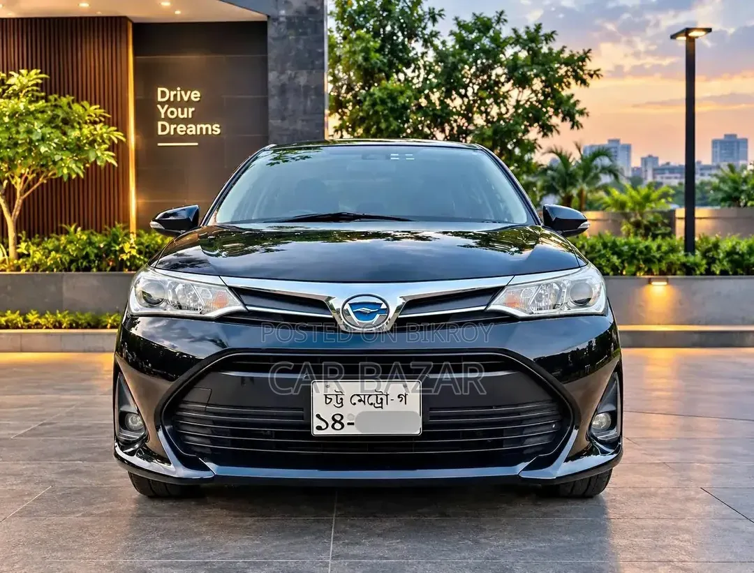 Toyota Corolla Fielder 1.5 Hybrid FWD 2018 Black