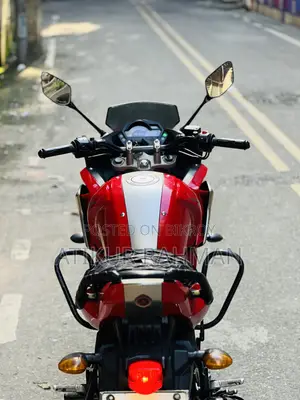 Yamaha Fazer V1 2014 Red