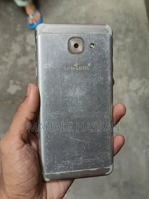 Samsung Galaxy J7 Max 32 GB Gold