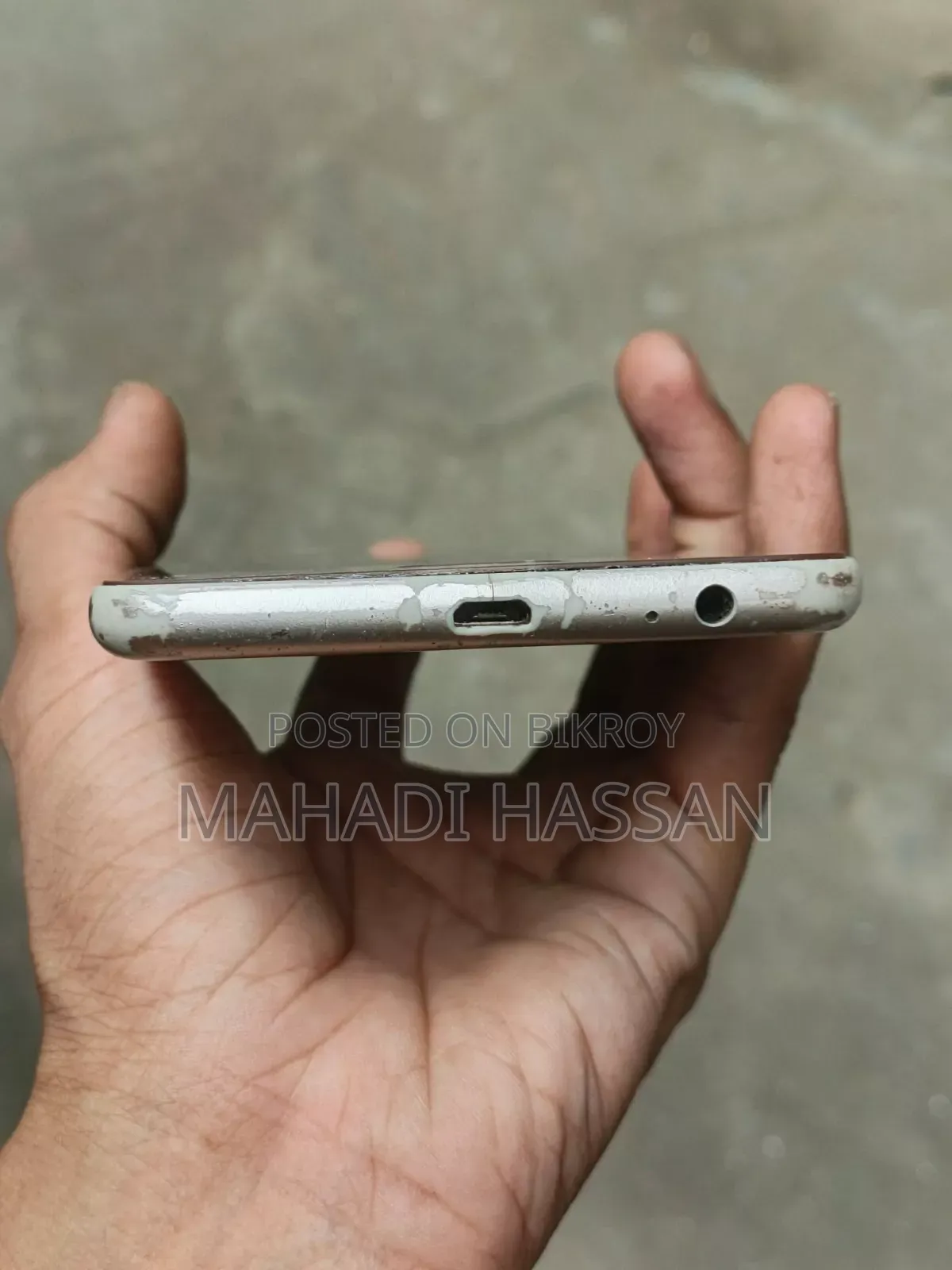 Samsung Galaxy J7 Max 32 GB Gold