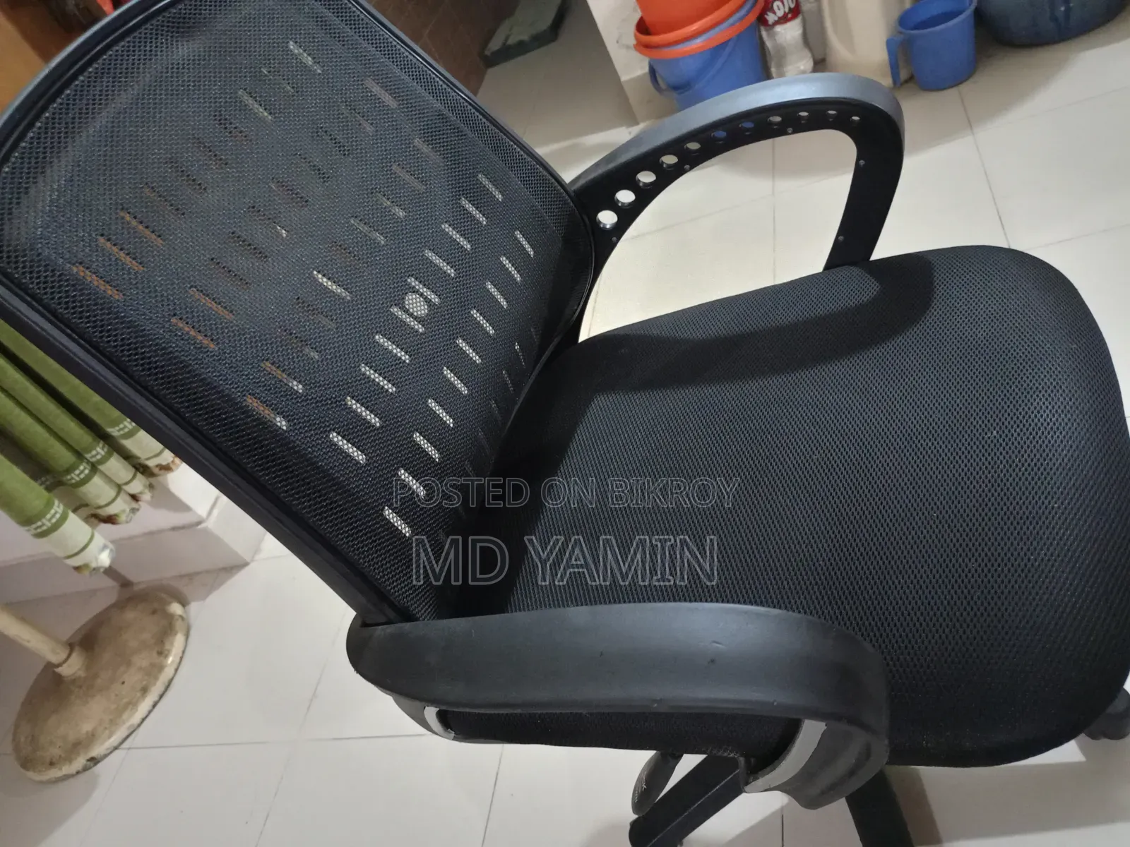 Mid-Back Mesh Office Chair