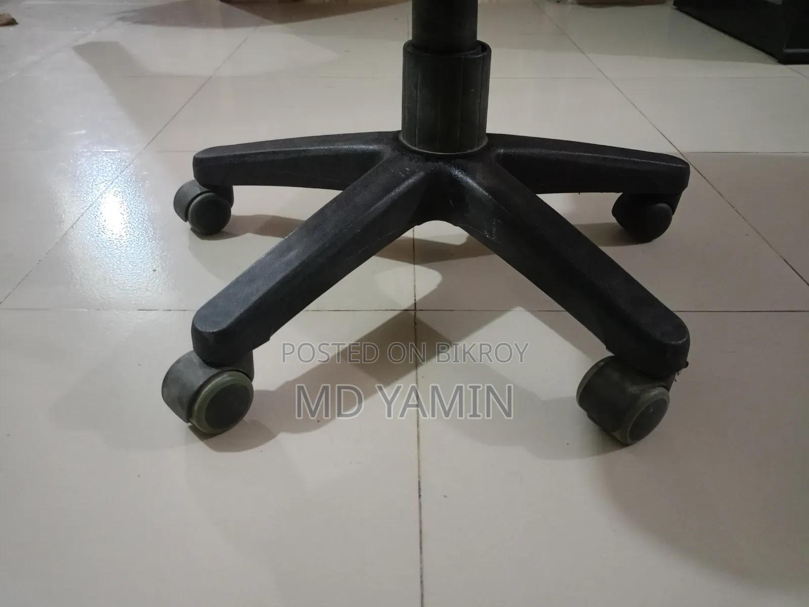 Mid-Back Mesh Office Chair