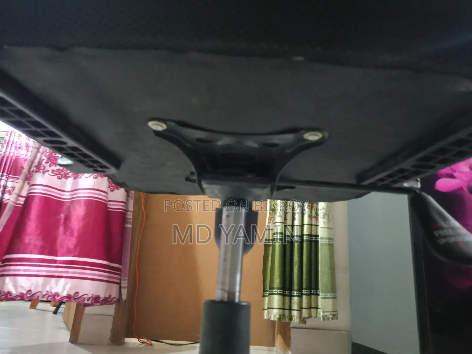 Mid-Back Mesh Office Chair