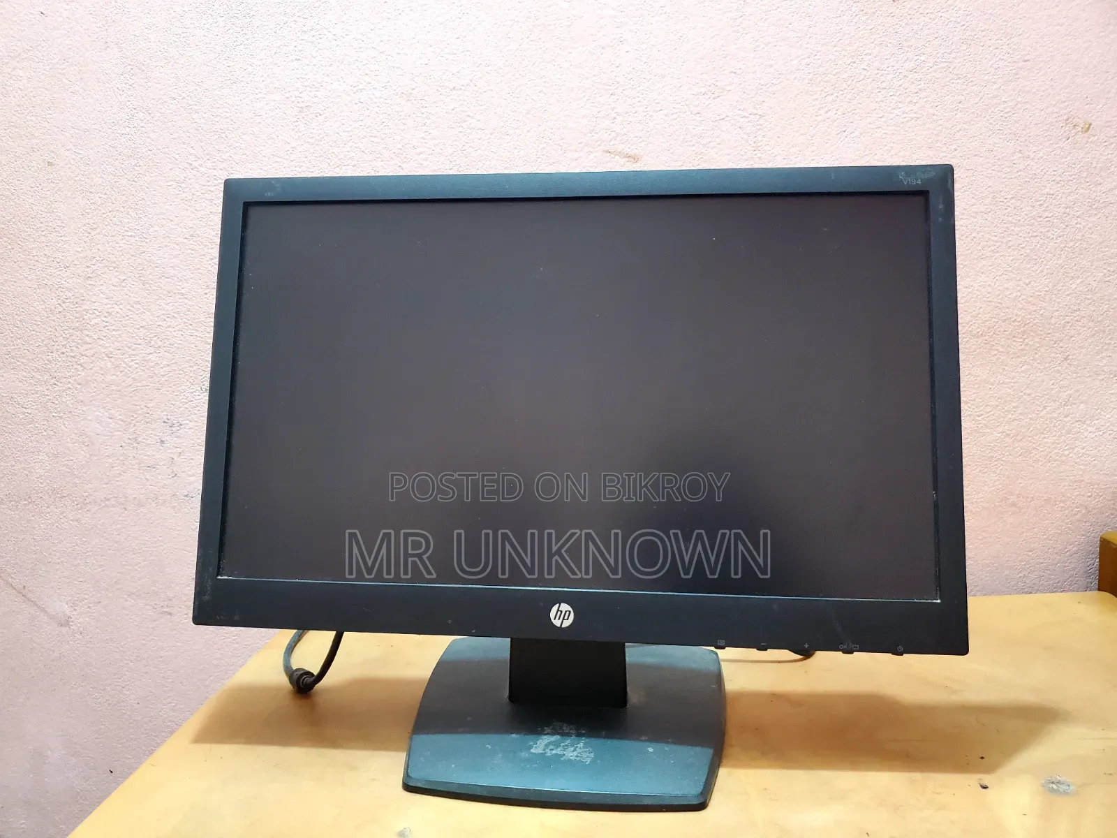 HP Monitor 19.5inch High Quality HD Monitor