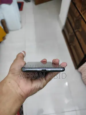 Apple iPhone 8 Plus 64 GB Black