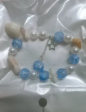 Stylish Blue & White Shell Beads Bracelet