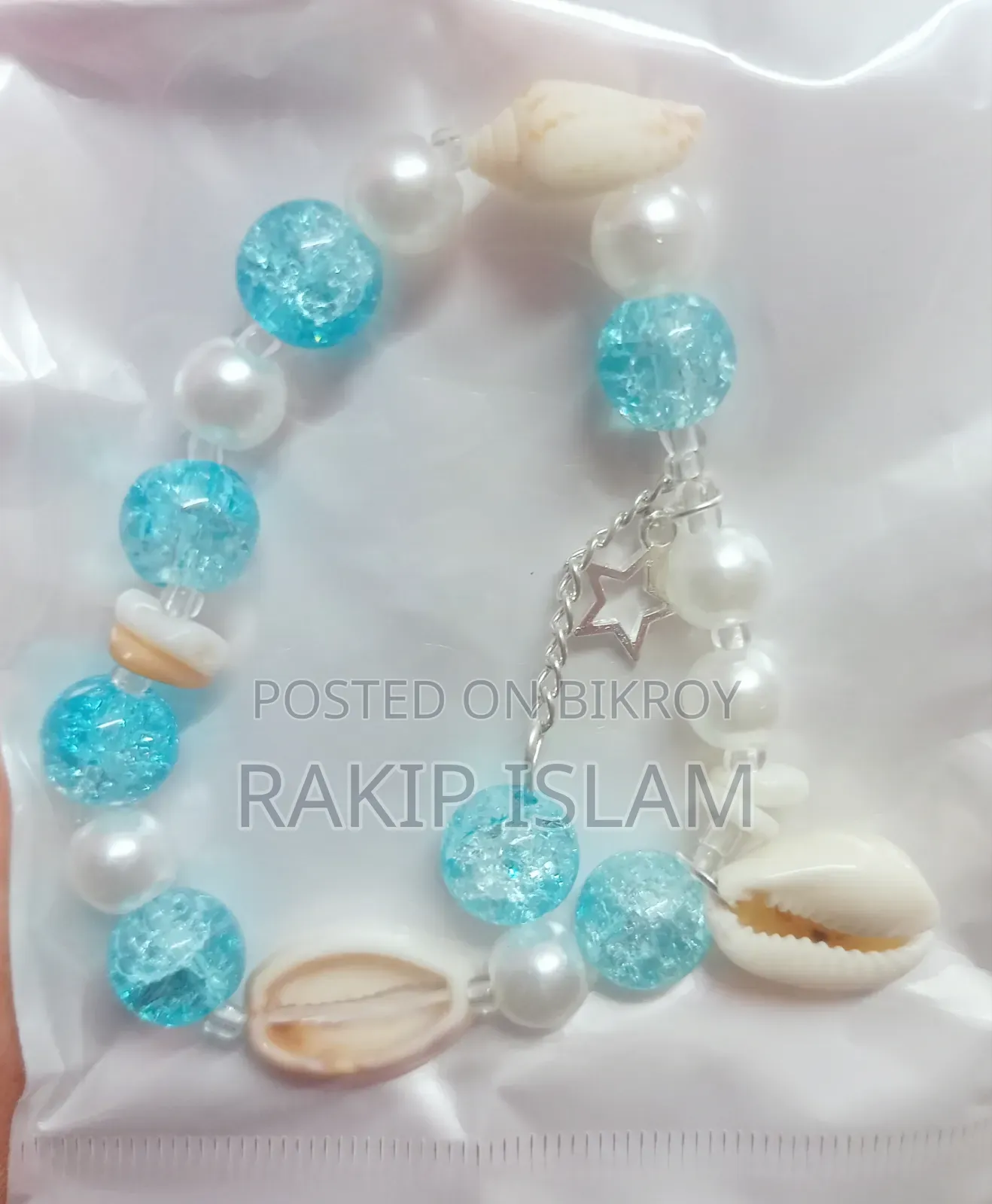 Stylish Blue & White Shell Beads Bracelet