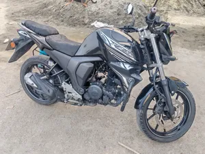 Yamaha FZS V2 2022 Black