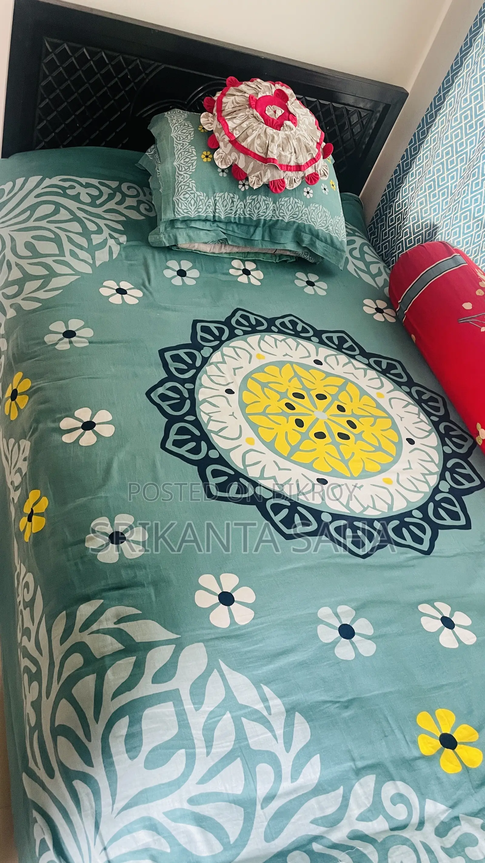 এস এস এর ছানি দিয়ে বেড।