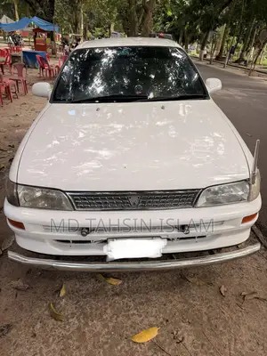 Toyota Corolla Sedan 1993 White