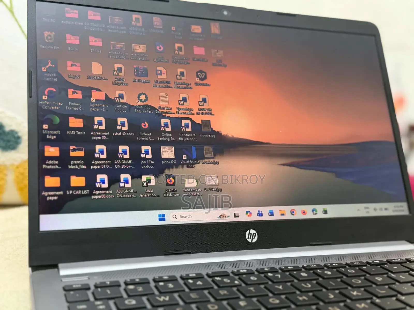 Laptop HP 15-dy1032wm 8GB Intel Core i5 HDD+SSD 512GB