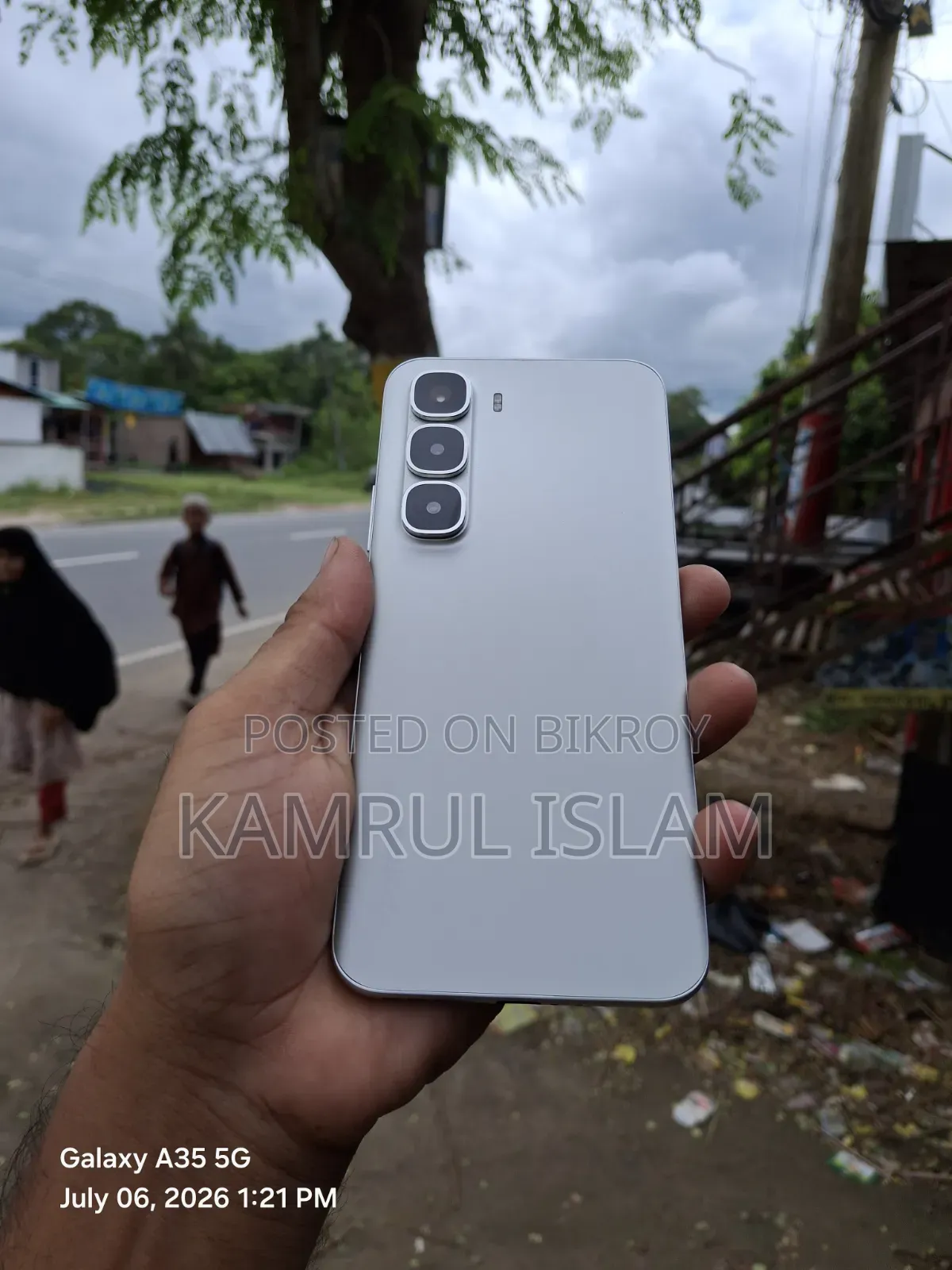 New 2E E240 2019 White