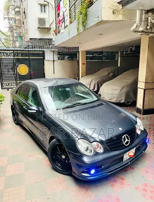 Mercedes-Benz C200 2001 Beige