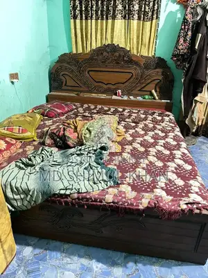 Valo Bed New Condition Fresh Ache