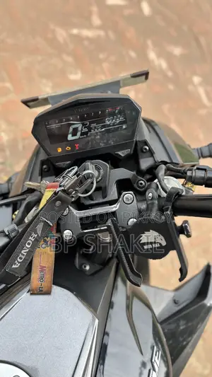 Hero Xtreme 125R 2025 Black