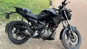 Hero Xtreme 125R 2025 Black
