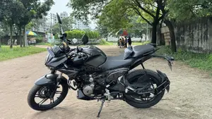 Hero Xtreme 125R 2025 Black