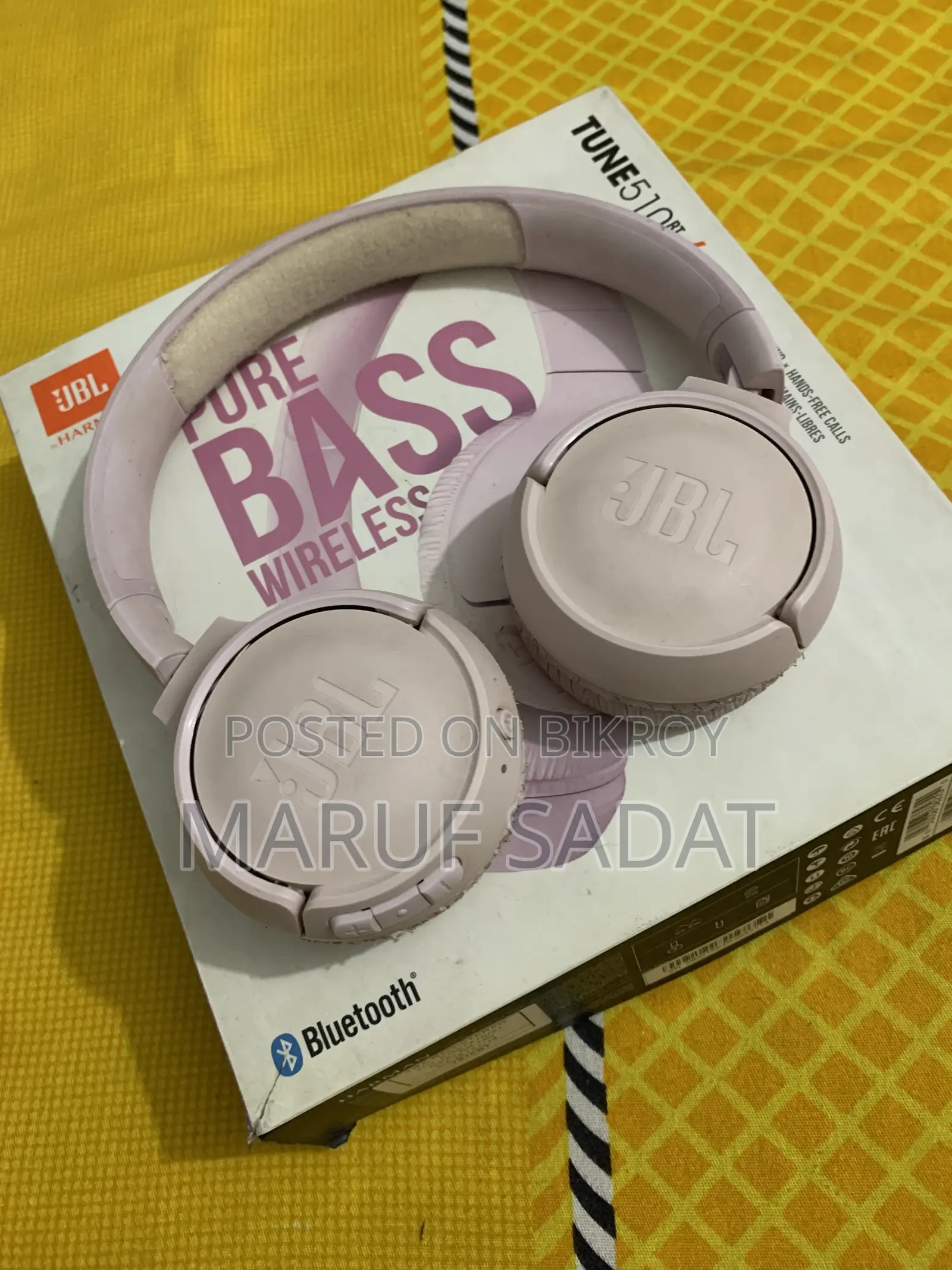 JBL Bluetooth Headphone.