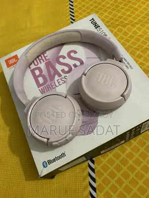 JBL Bluetooth Headphone.