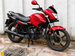Hero Glamour 2018 Red