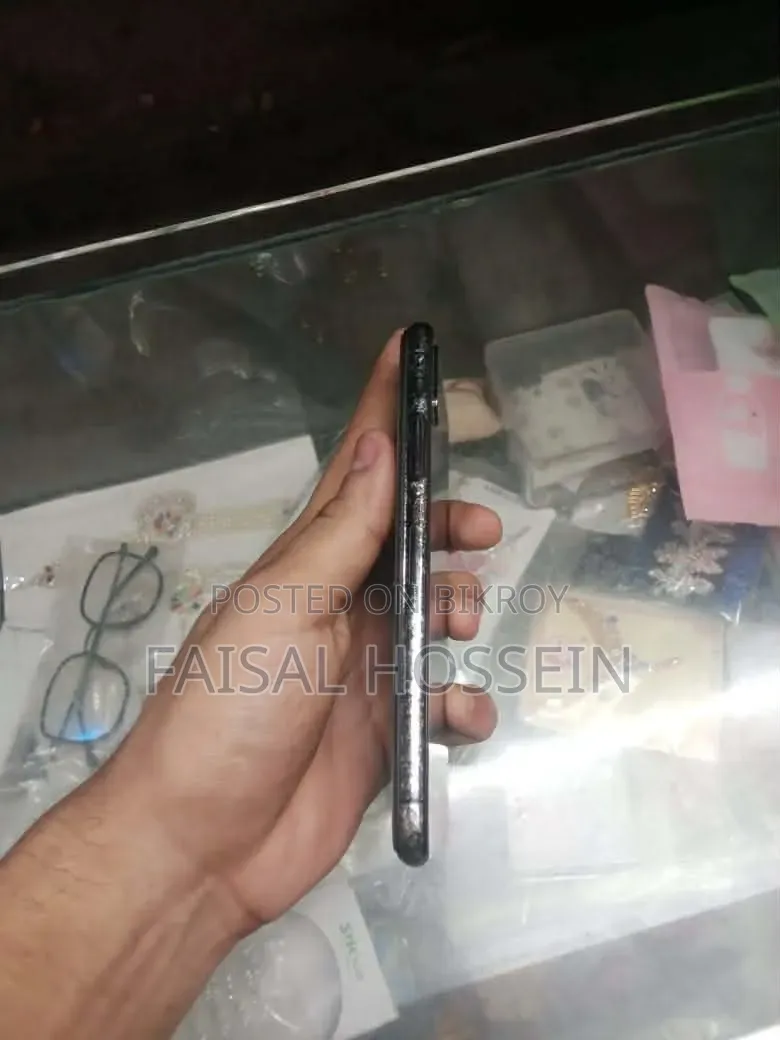 Apple iPhone X 64 GB Black