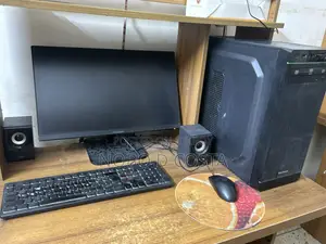 Desktop Computer 4GB Intel Core i3 SSD 128GB