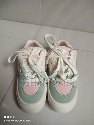 New Shoes Sell for Women's