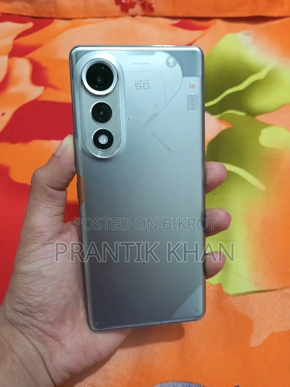 Tecno Pova Curve 256 GB Silver