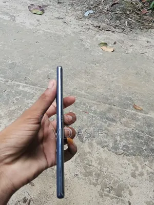 Oppo F27 Pro+ 128 GB