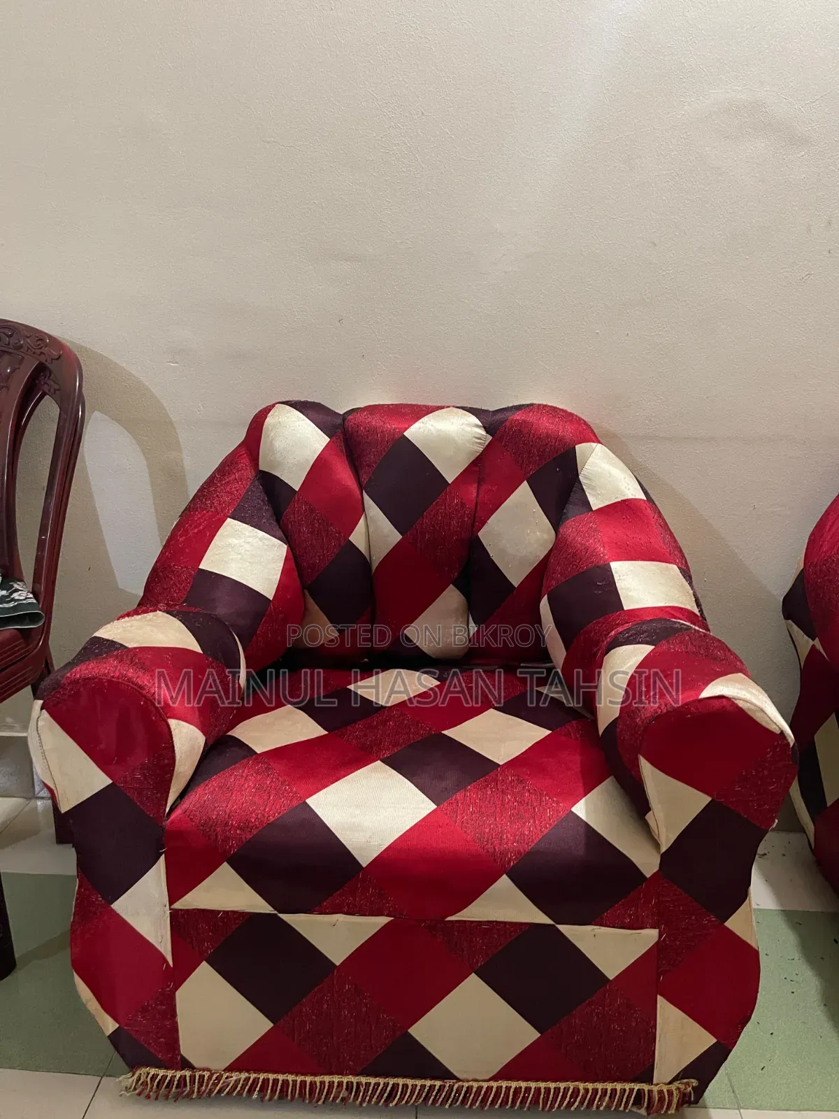 এক্স সেট সোফা ও খাট বিক্রি করা হবে