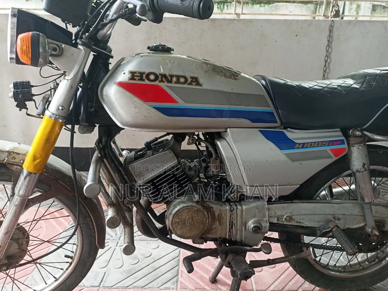 Honda 1990 Silver