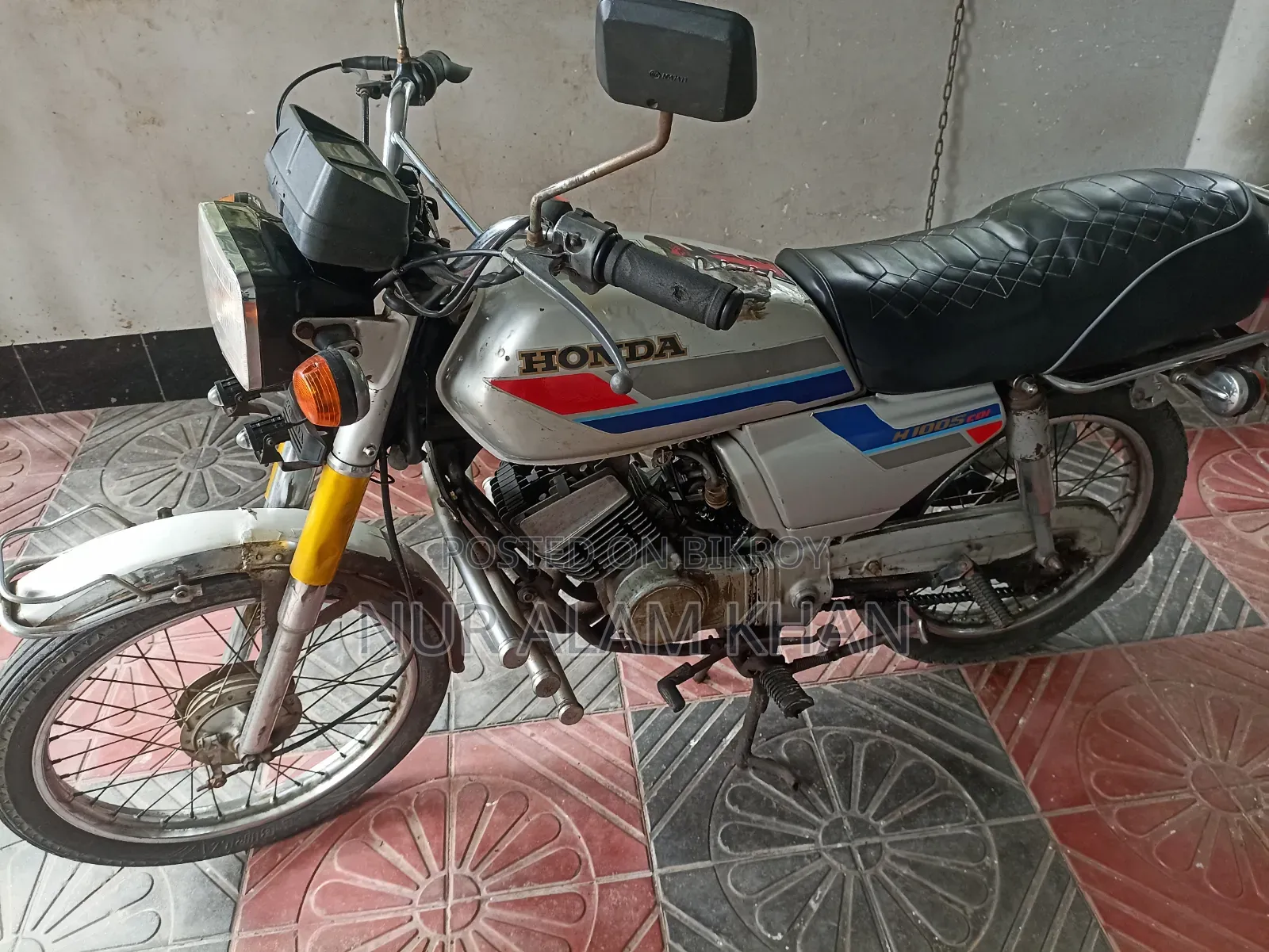 Honda 1990 Silver