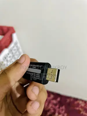 SanDisk Ultra 32GB USB 3.0 Pen Drive