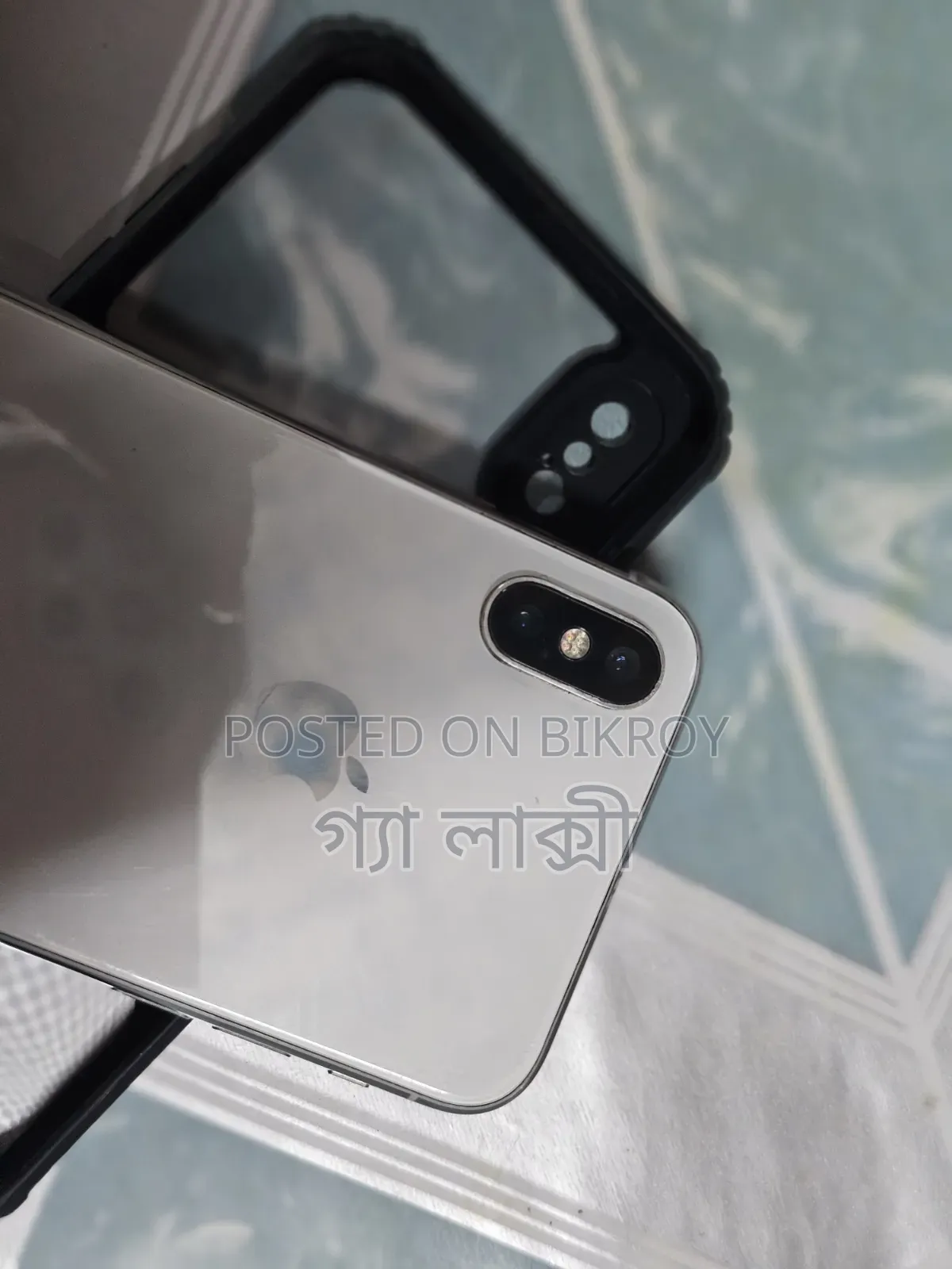 Apple iPhone X 64 GB White
