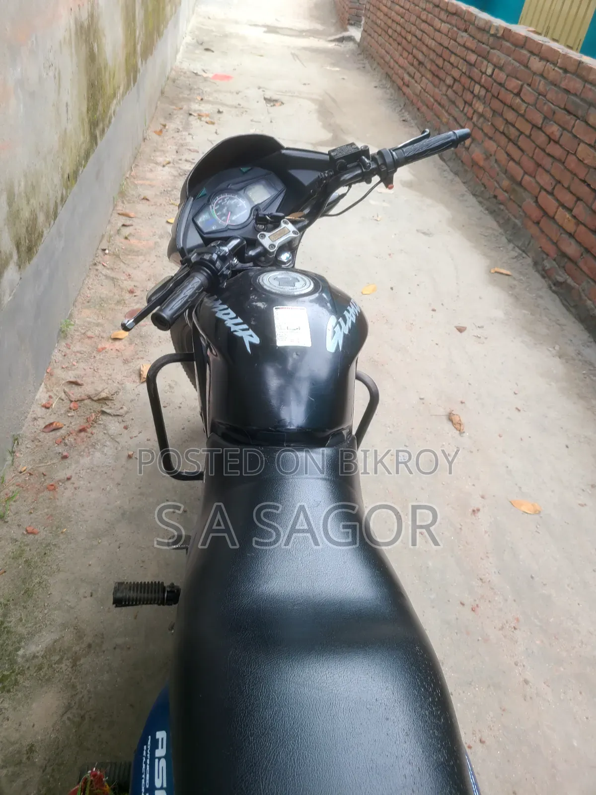 Hero Glamour 2018 Black